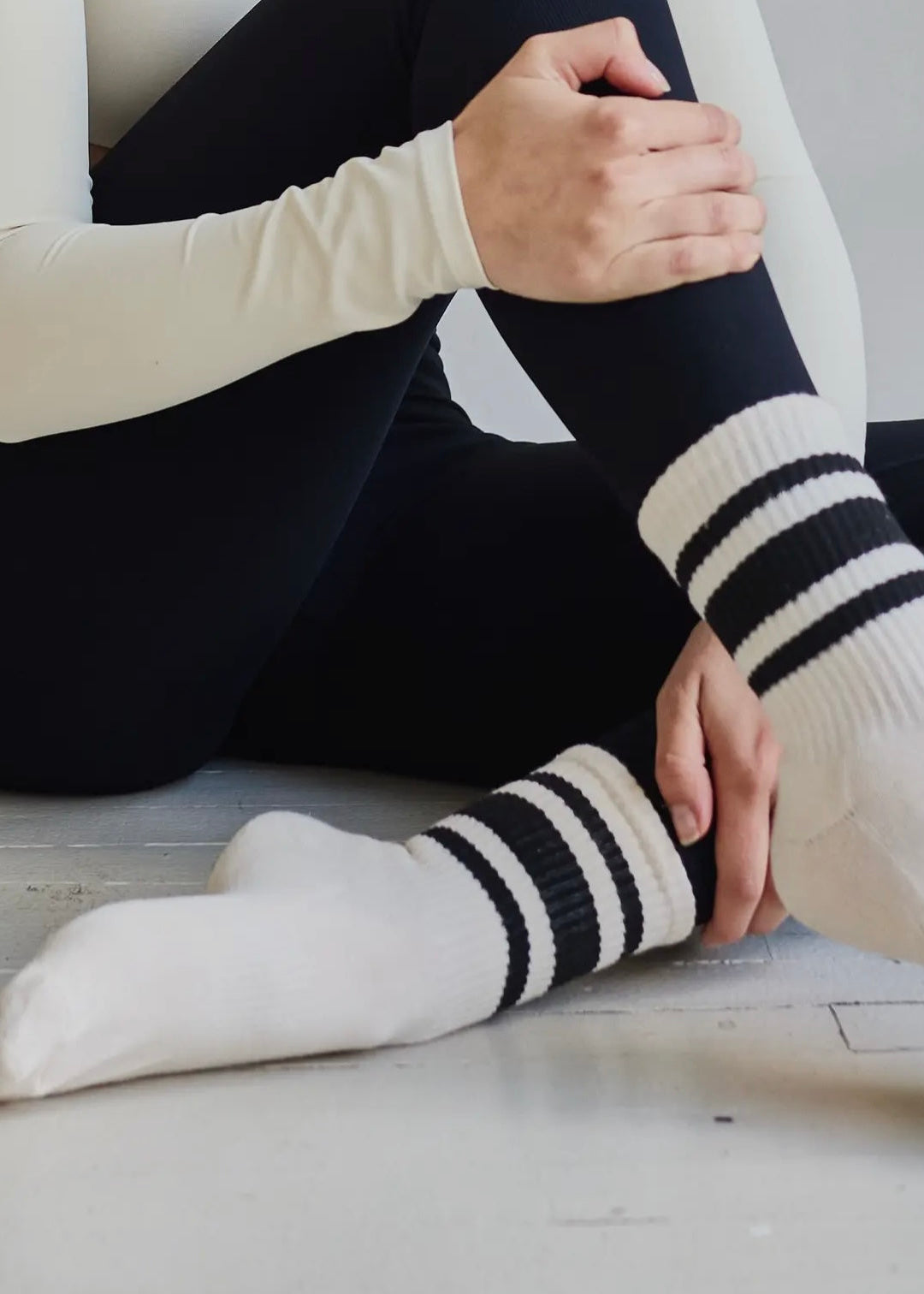 LUCKY HONEY-RETRO CREW