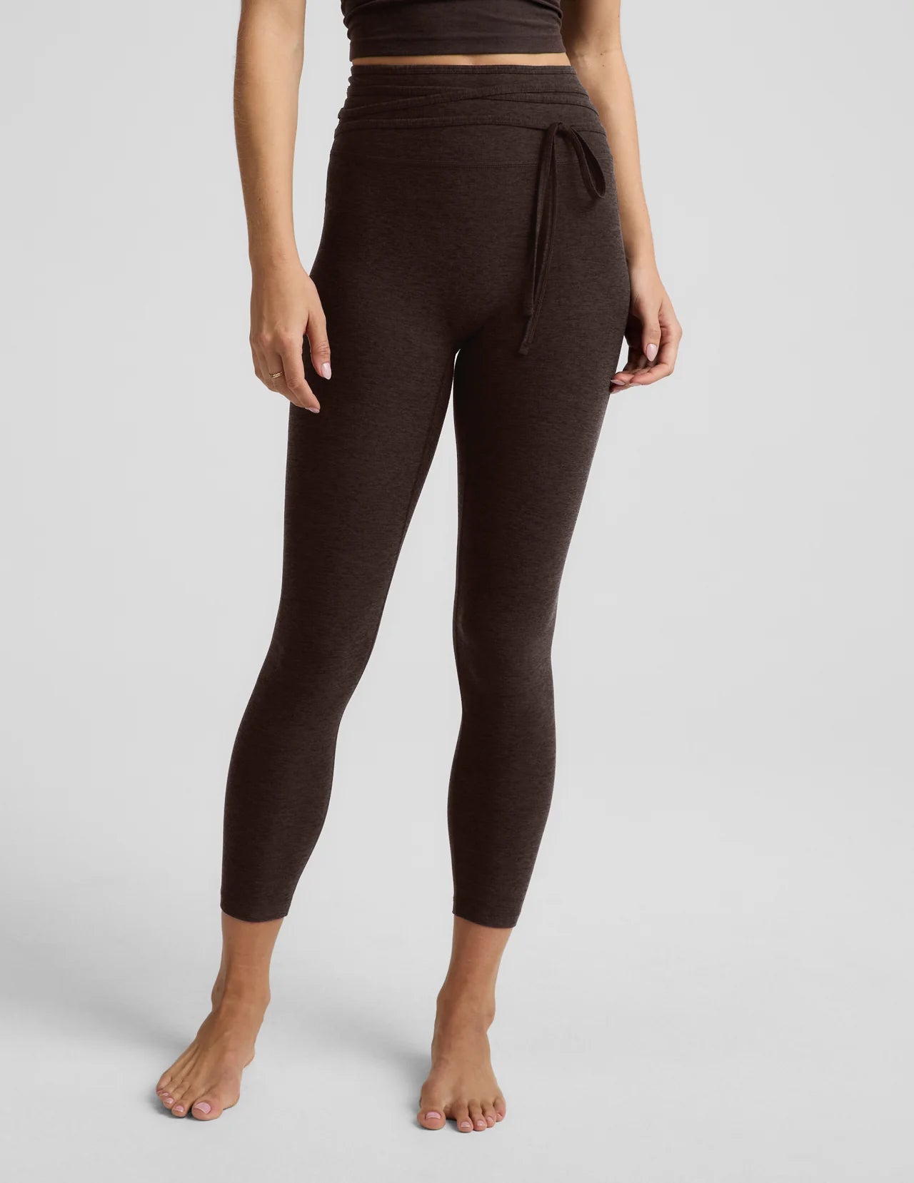 BEYOND YOGA- ITS A TIE LEGGING DARK CHOCOLATE