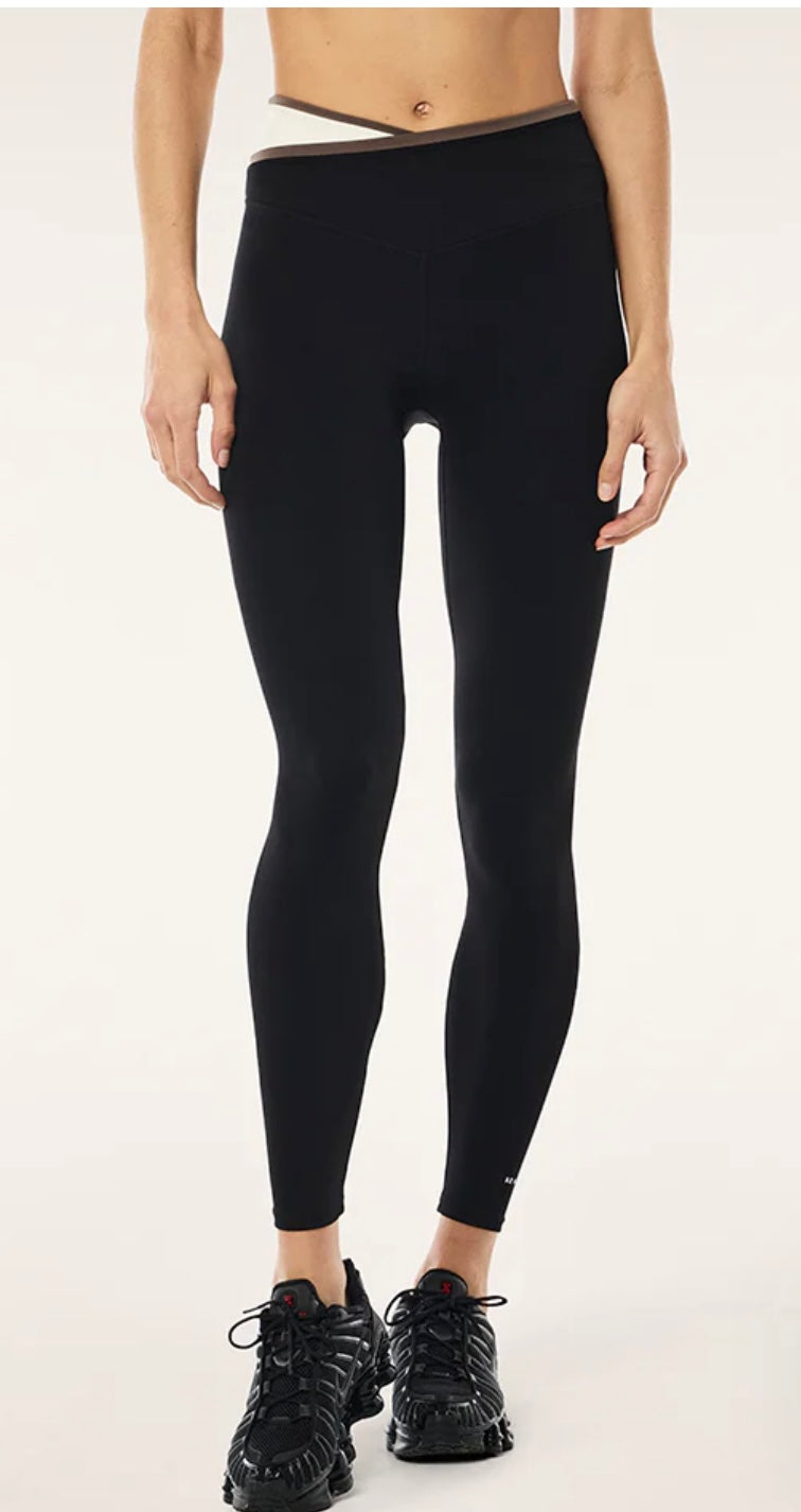 P.E NATION STATUS FL LEGGING BLACK AND WALNUT