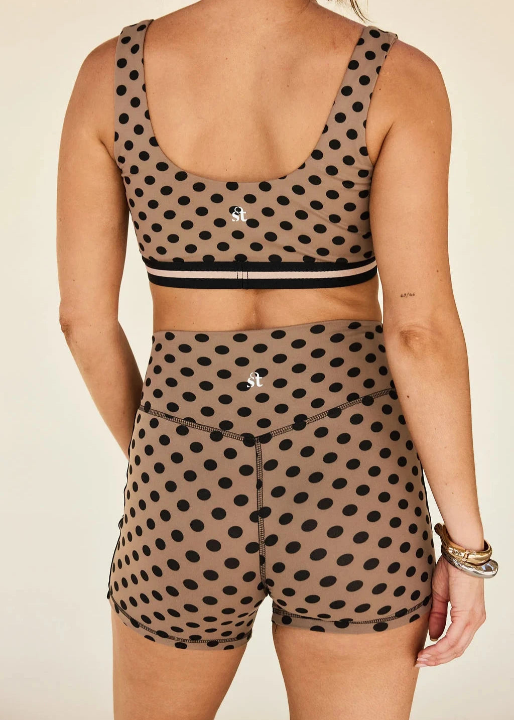 STRUT-THIS-SHILOH SHORT