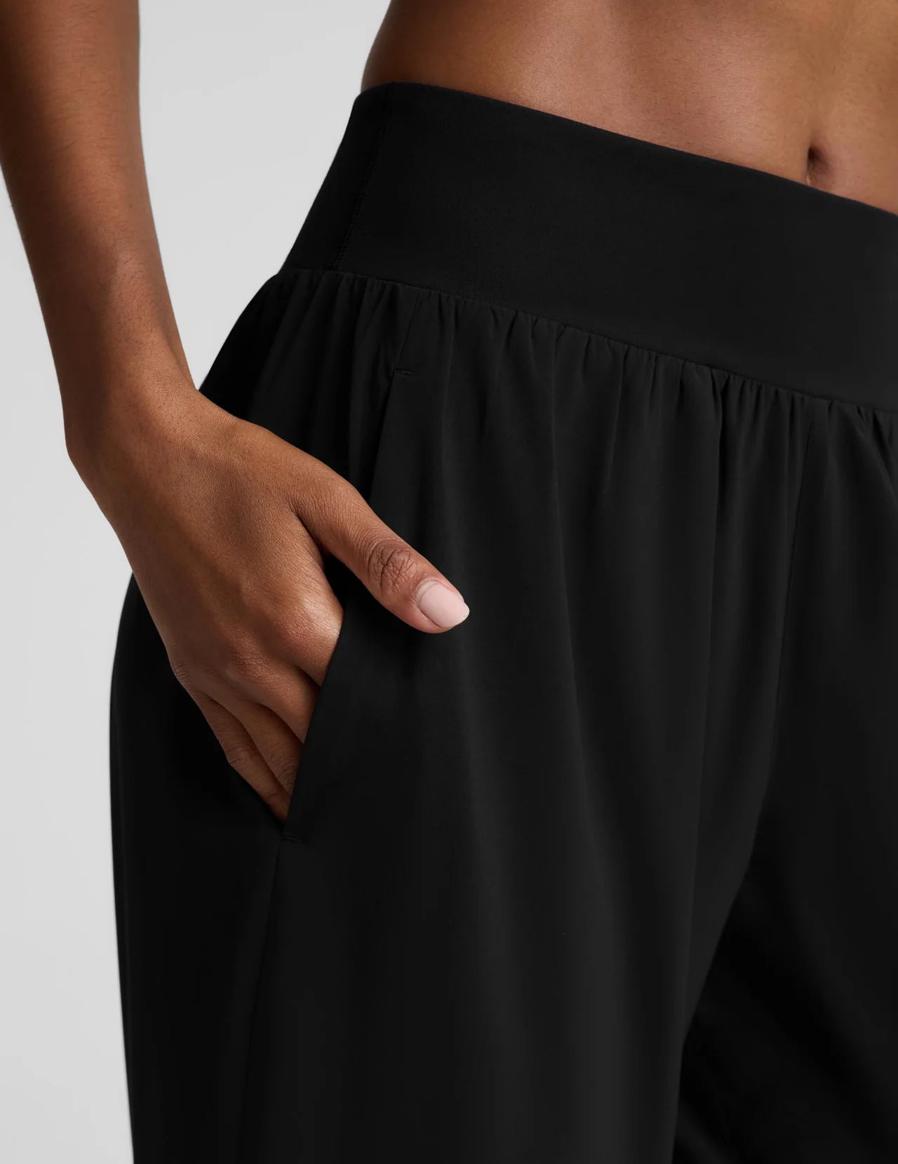 BEYOND YOGA- GLOWZONE HYBRID STRAIGHT LEG PANT