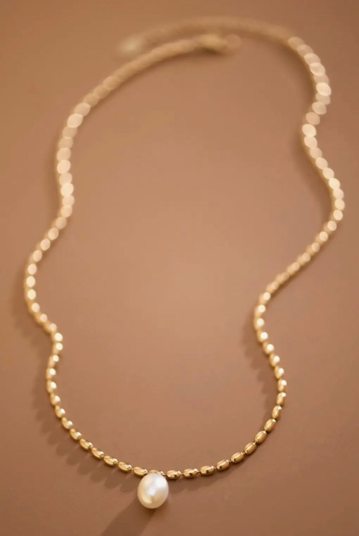 18K GOLD PLATED PEARL NECKLACE
