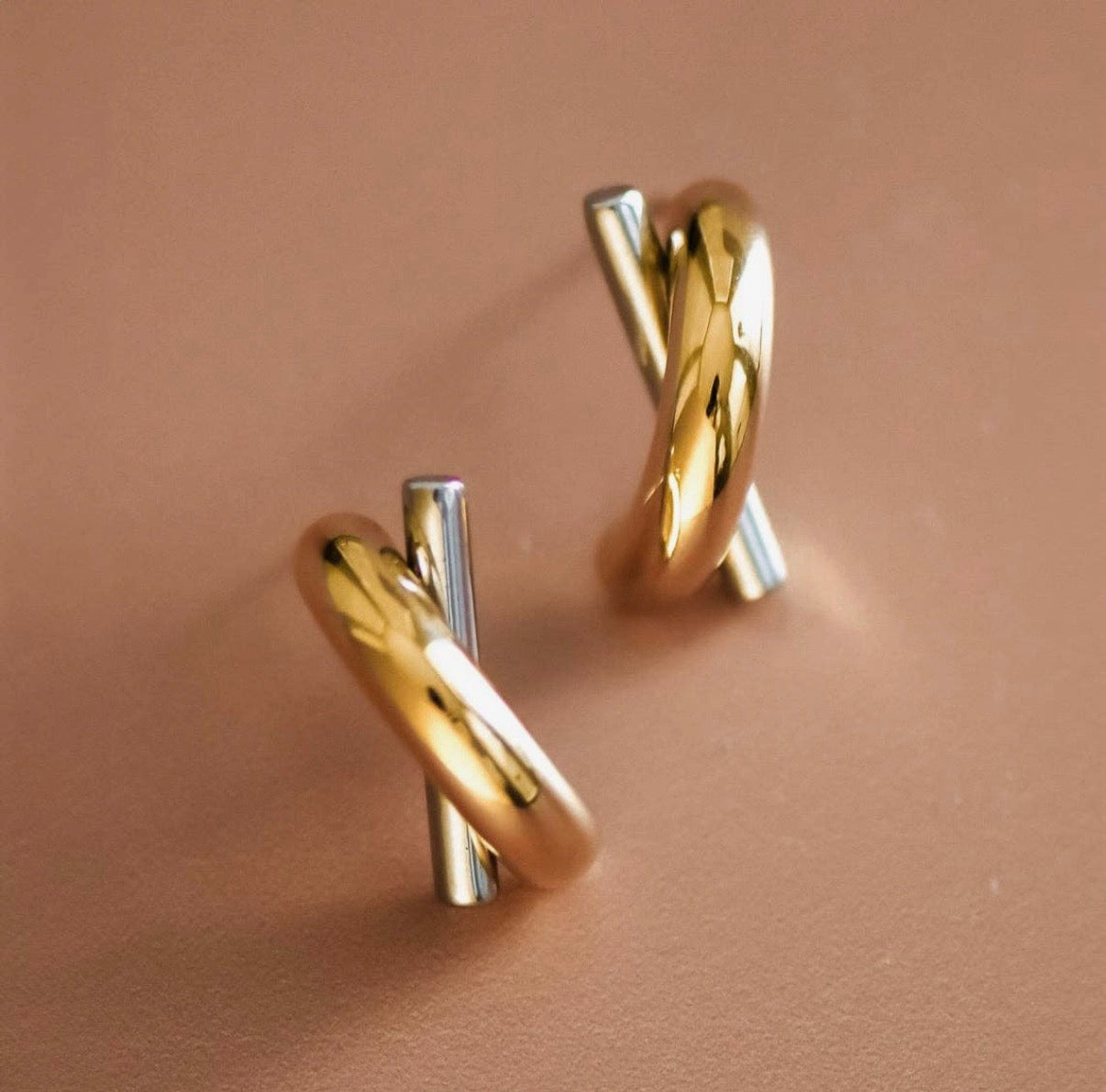 18K GOLD PLATED STUD EARRINGS