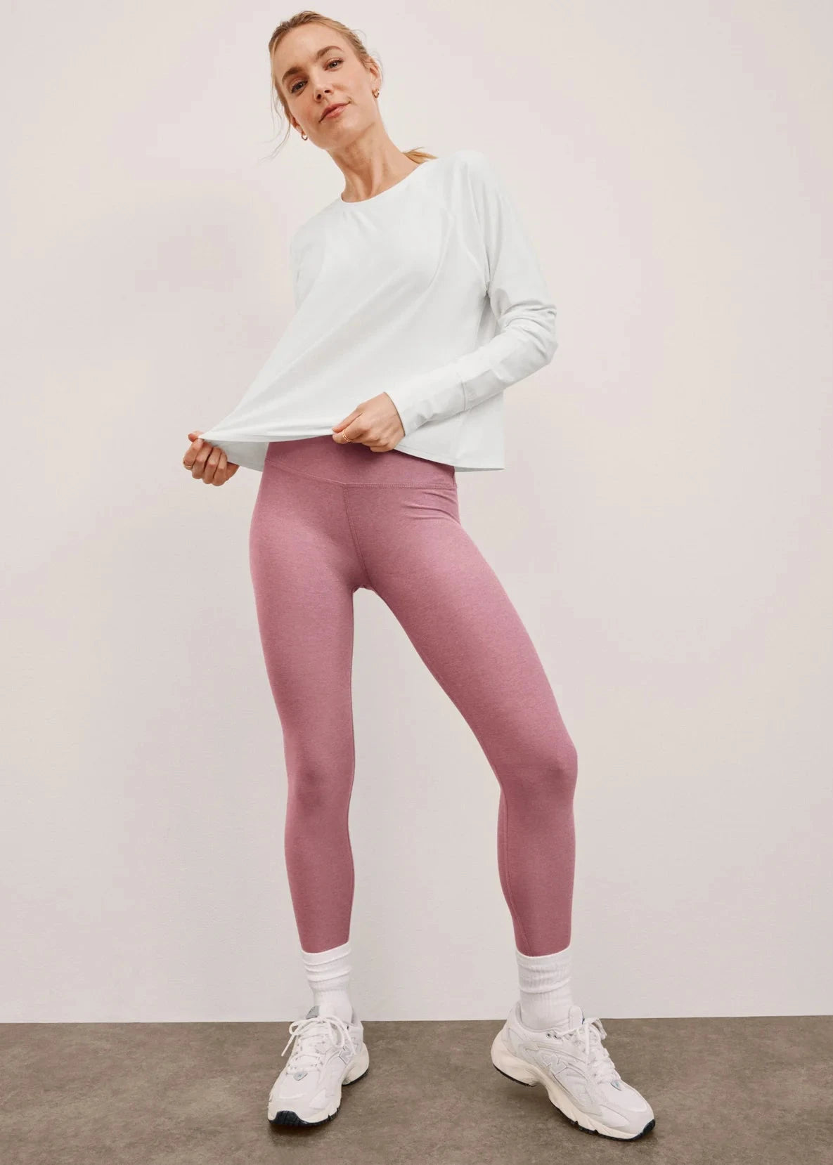 BEYOND YOGA- CAUGHT IN THE MIDI HW LEGGING