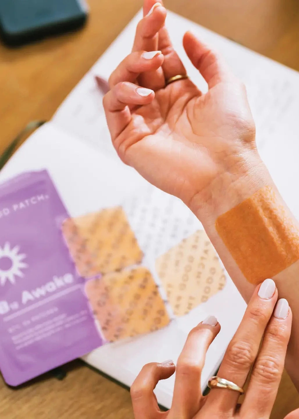 THE GOOD PATCH- B12 AWAKE PLANT-BASED WELLNESS PATCH