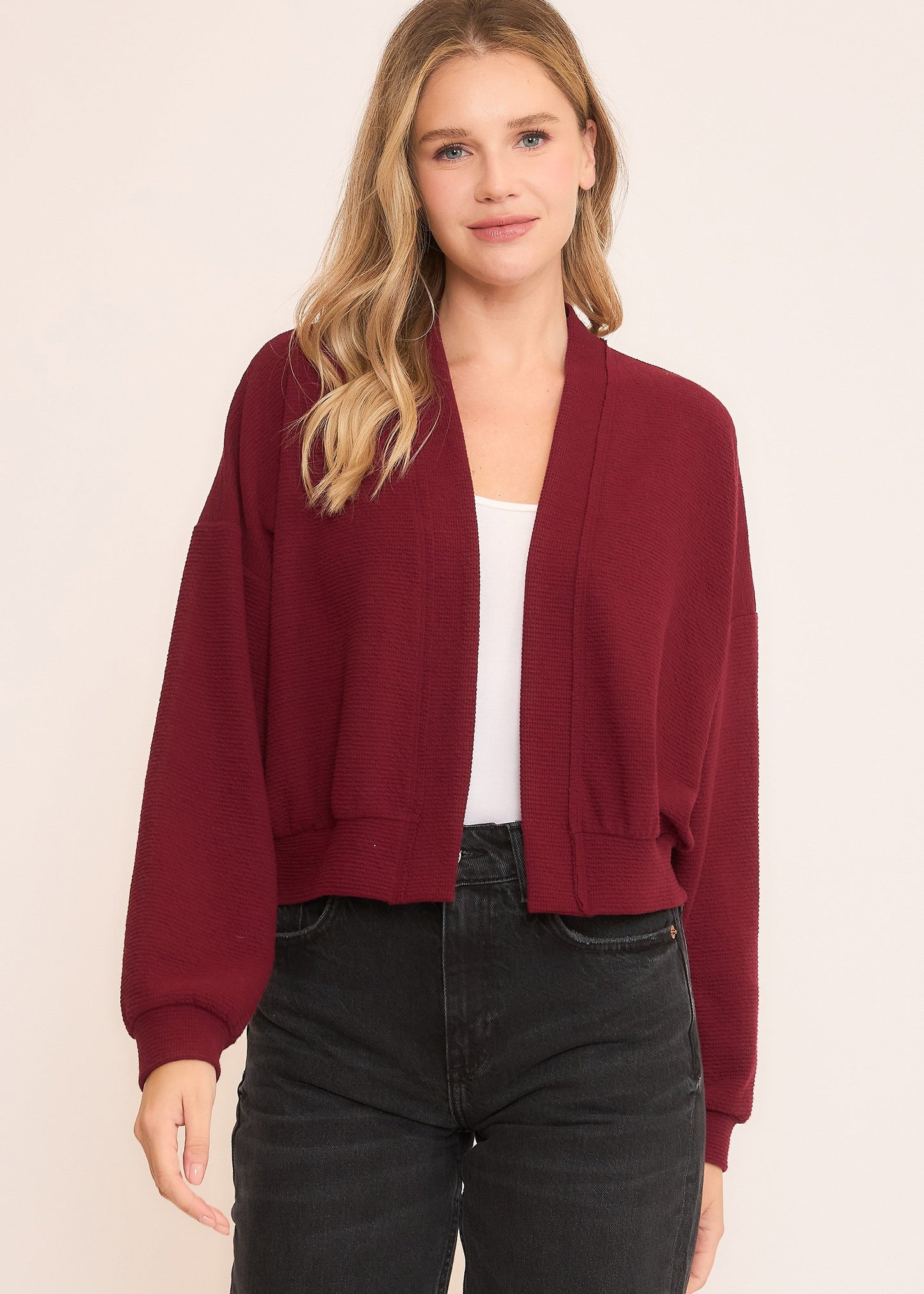 SEERSUCKER SEMI CROPPED CARDIGAN