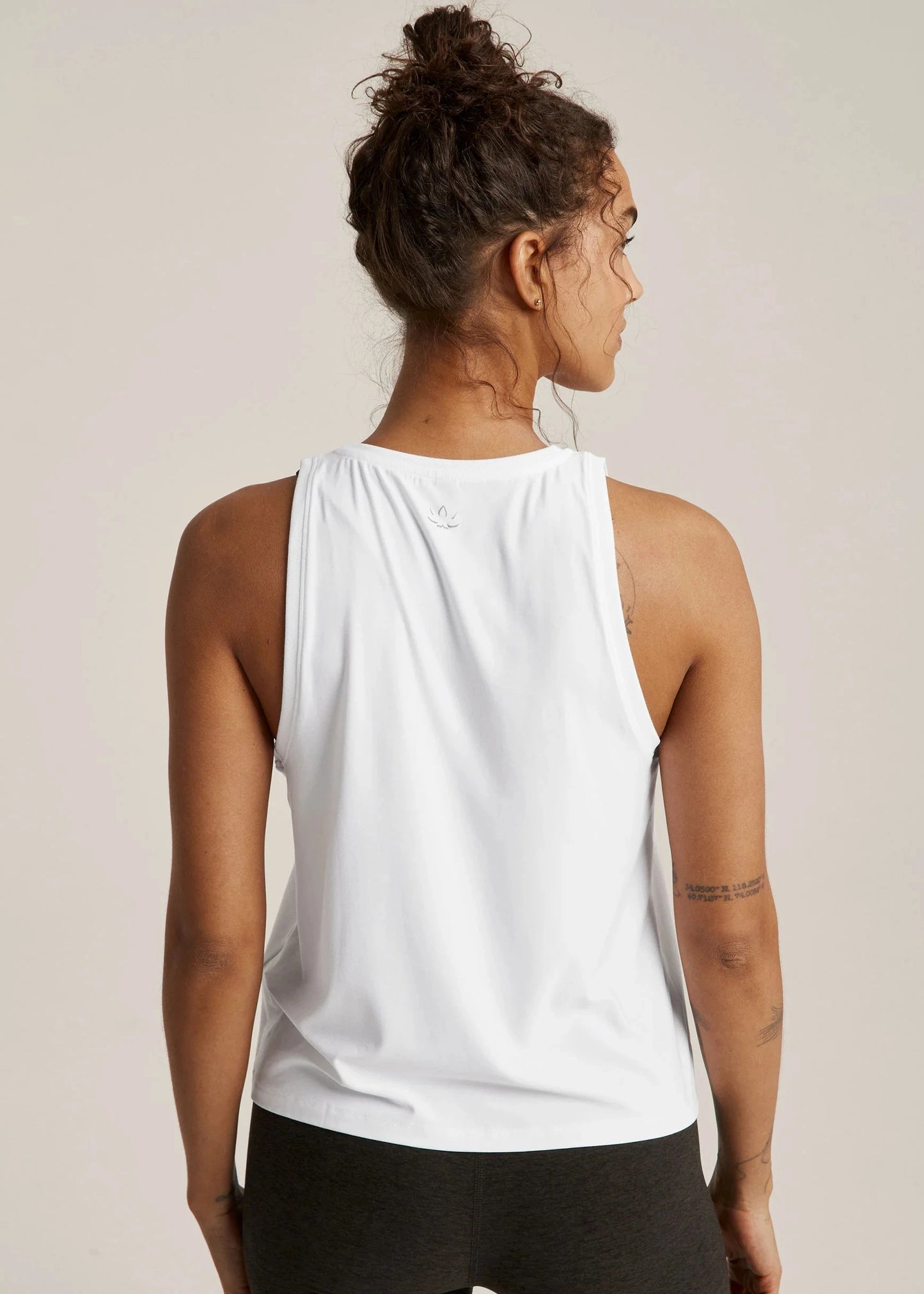 BEYOND YOGA- FEATHERWEIGHT REBALANCE TANK