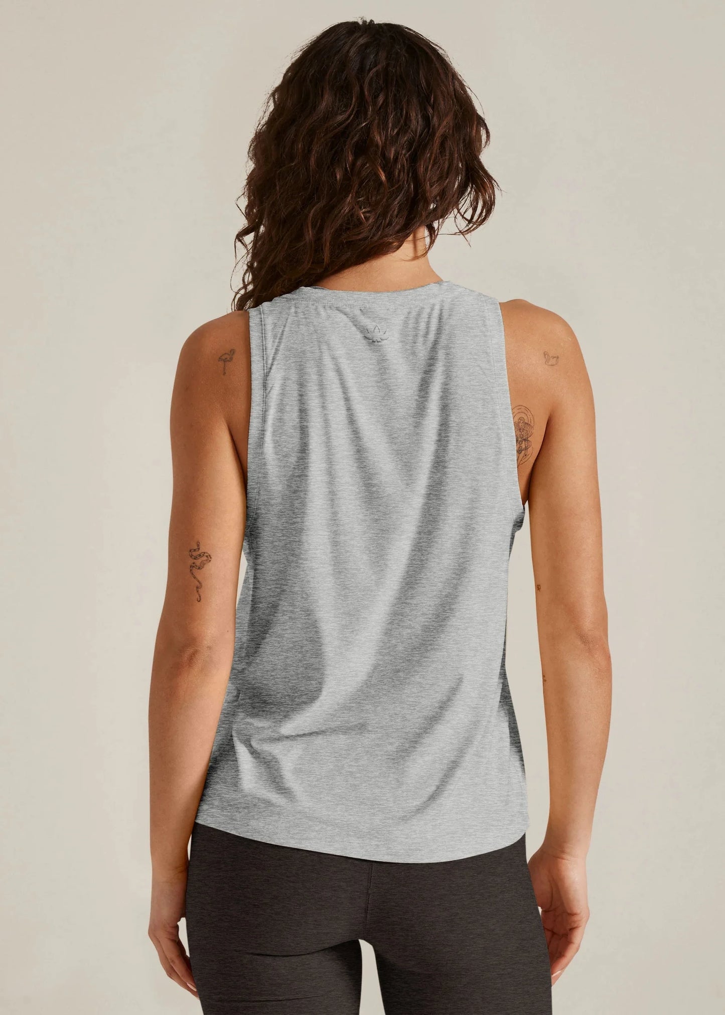 BEYOND YOGA- FEATHERWEIGHT REBALANCE TANK