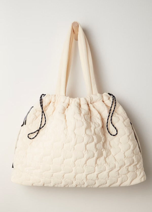 FREE PEOPLE- CLOUD 9 TOTE