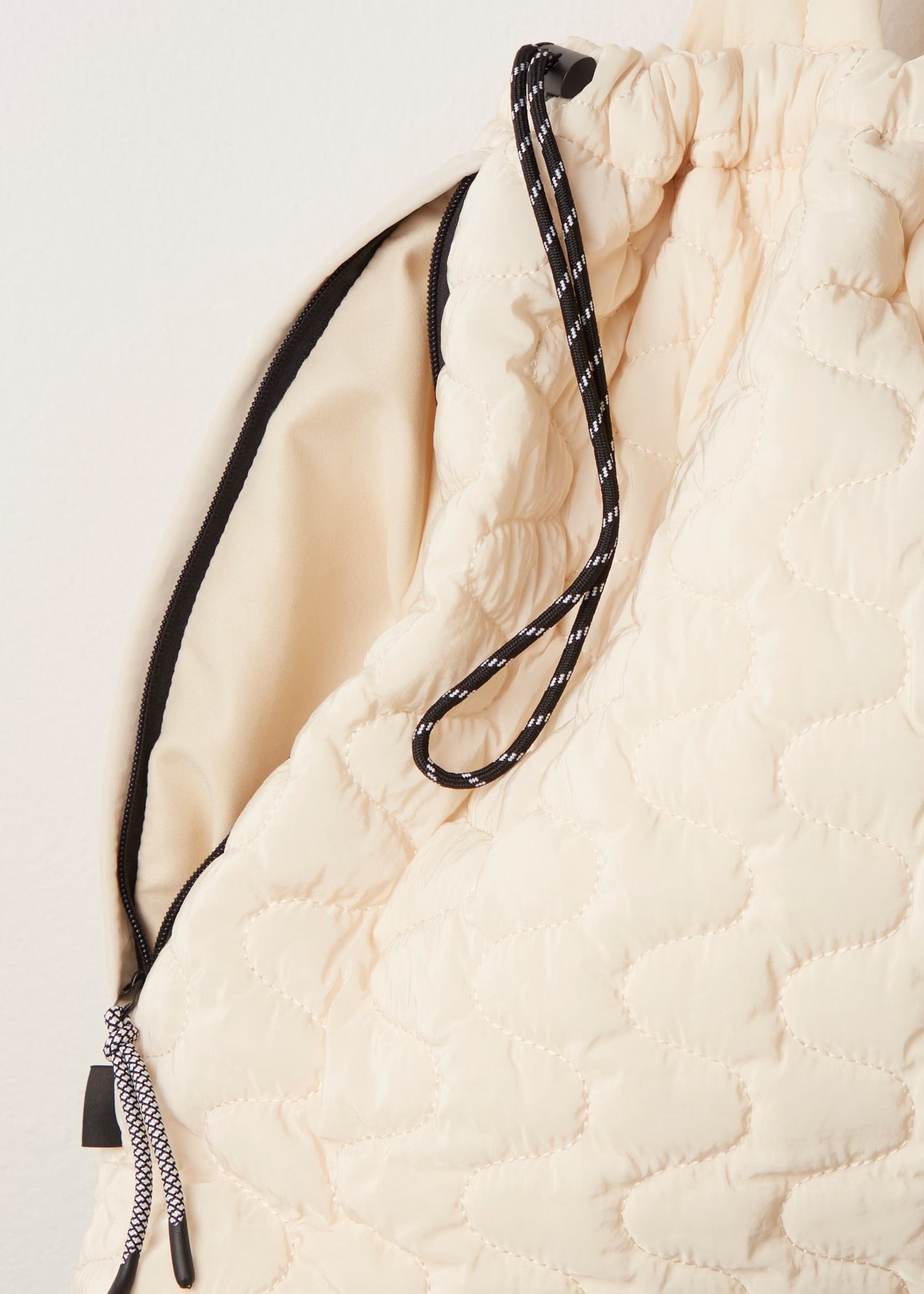 FREE PEOPLE- CLOUD 9 TOTE