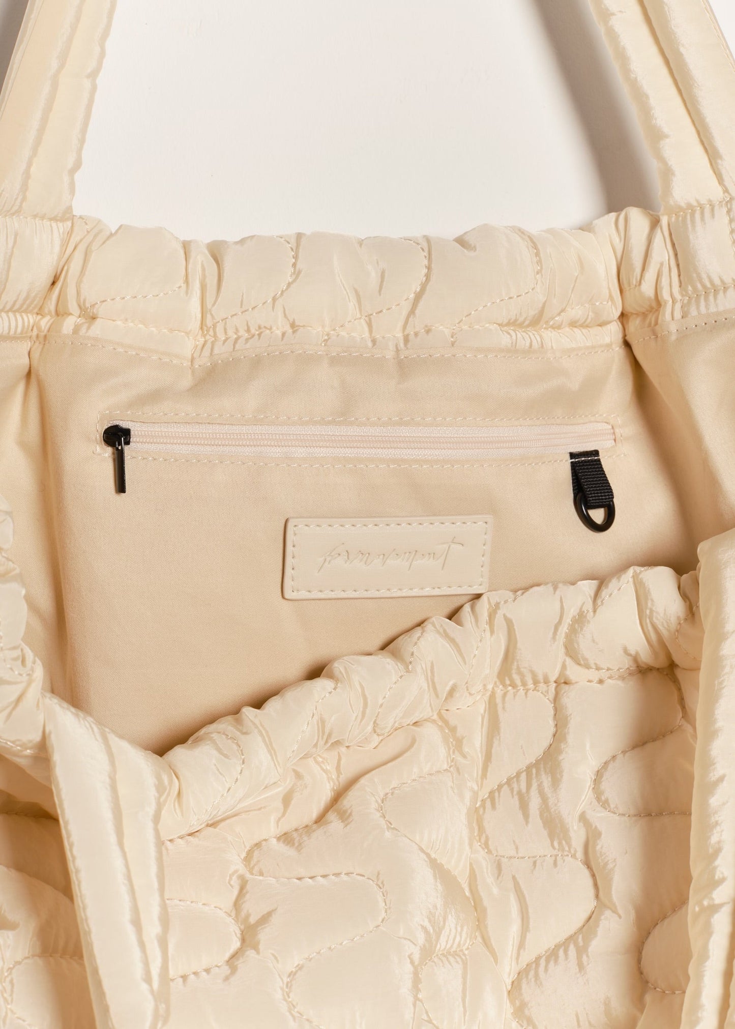 FREE PEOPLE- CLOUD 9 TOTE