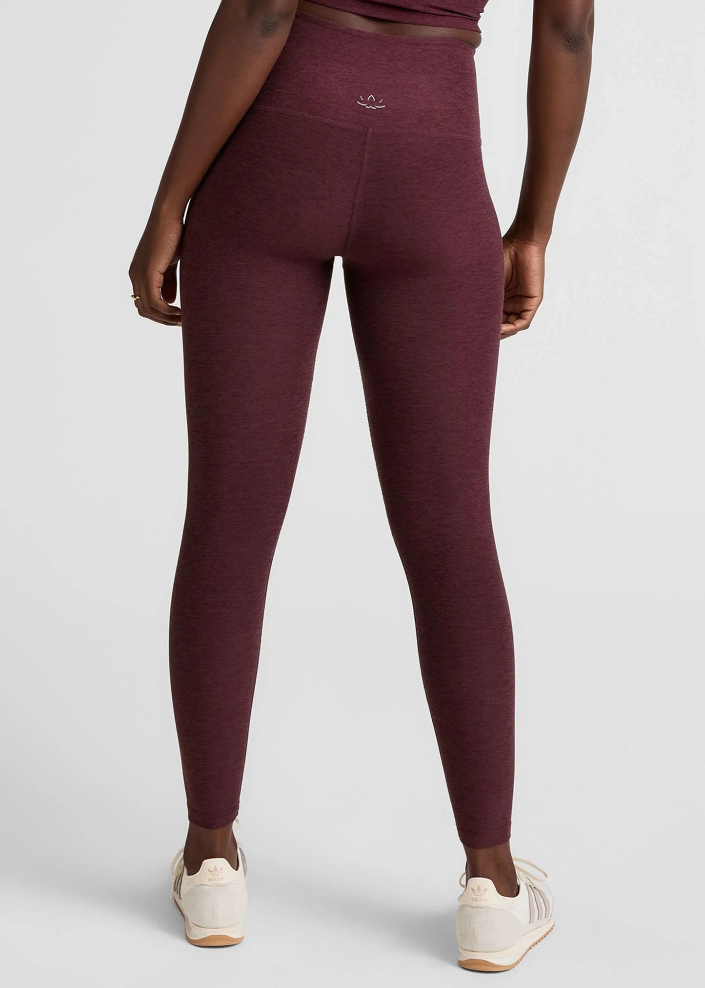 BEYOND YOGA- CAUGHT IN THE MIDI HW LEGGING
