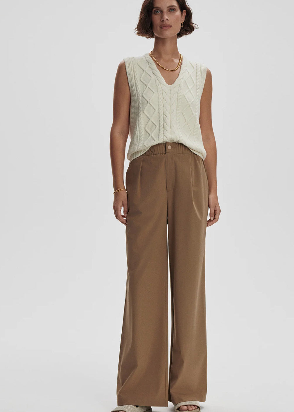 VARLEY- KAYSON WIDE LEG 29.5” TROUSER- TAUPE STONE