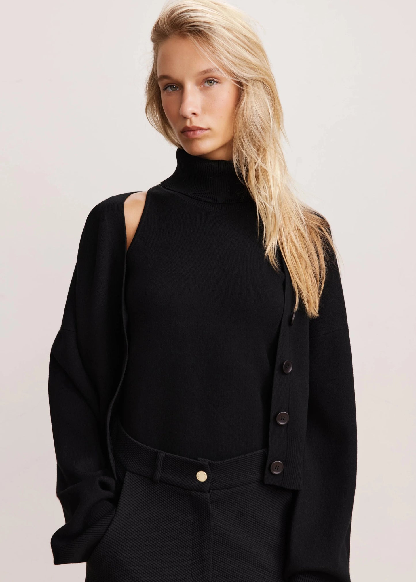 LUNE ACTIVE- OLLY CARDIGAN BLACK