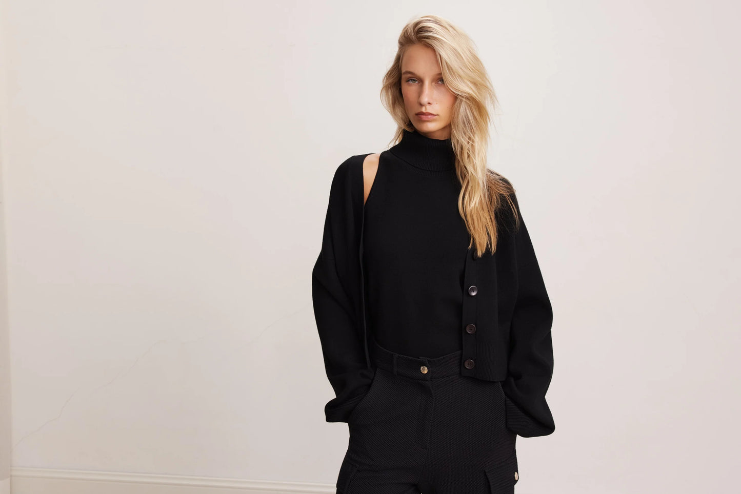 LUNE ACTIVE- OLLY CARDIGAN BLACK