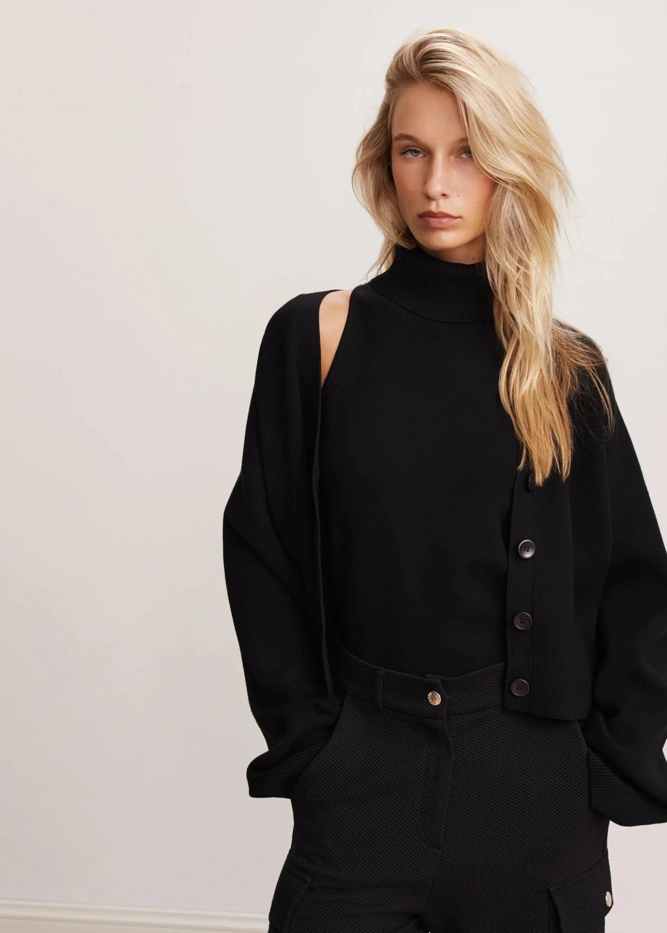 LUNE ACTIVE- OLLY CARDIGAN BLACK