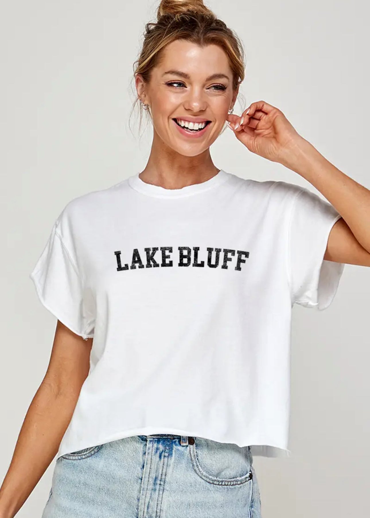 LAKE BLUFF VINTAGE TEE
