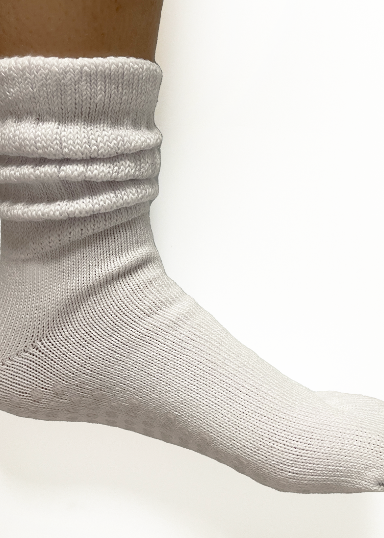 Slouchy grip socks - White