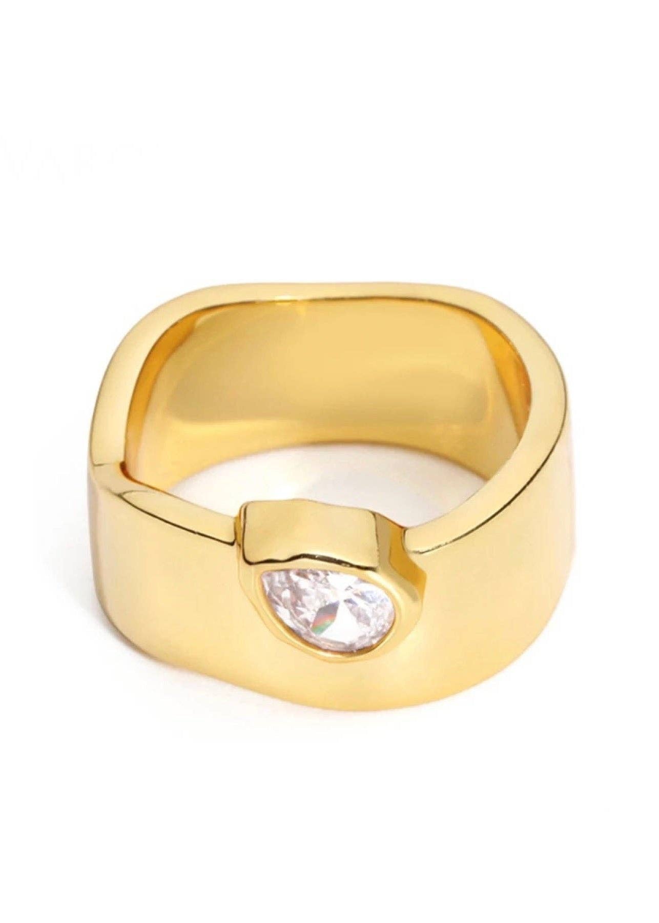Kiara Band Ring