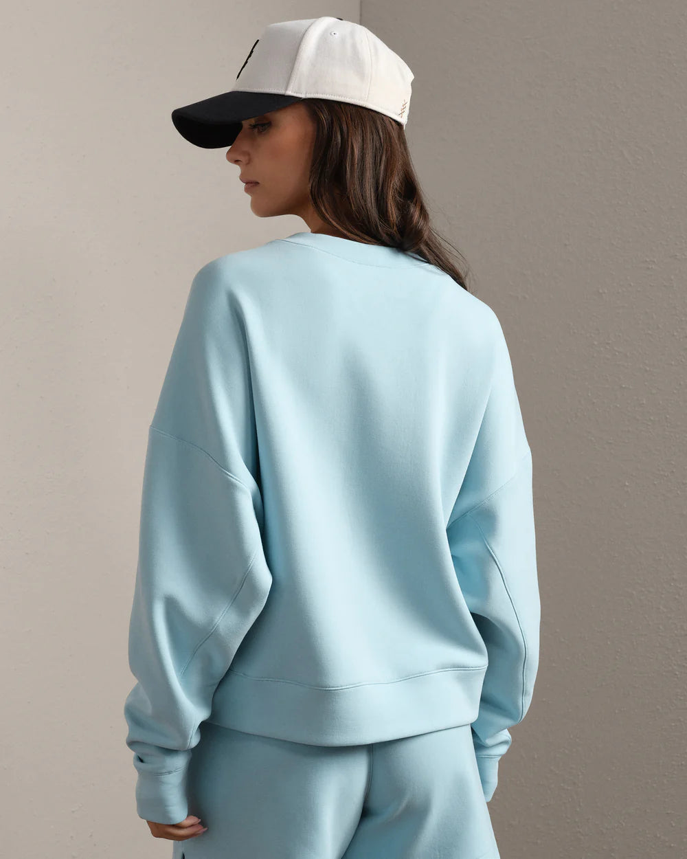 RHONE- DREAMGLOW CREW NECK