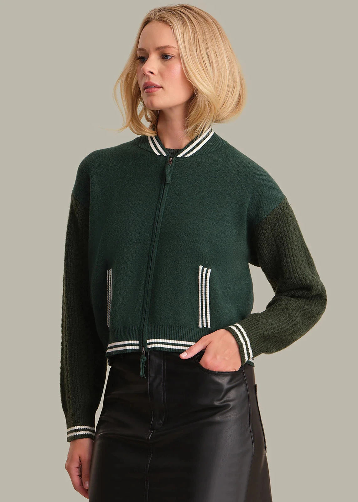 525-FLYNN CABLE SLEEVE BOMBER