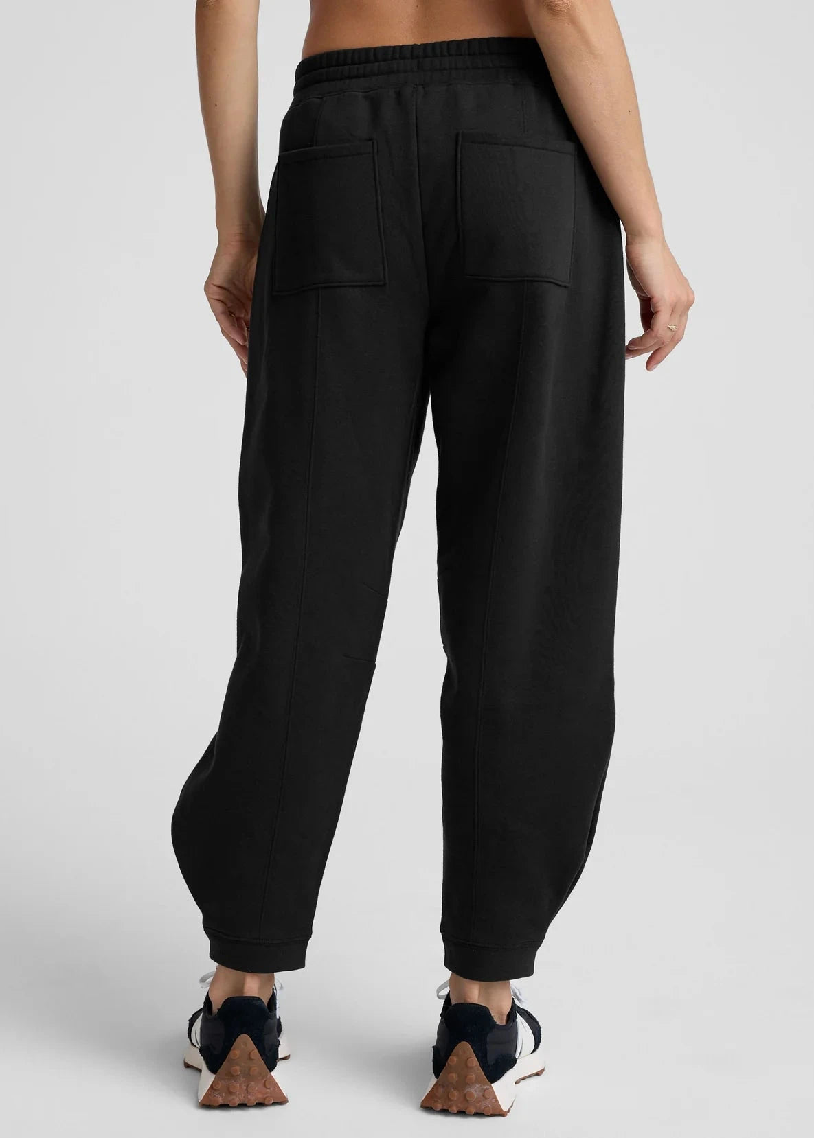 BEYOND YOGA-LUXEFLEECE BARREL SWEATPANTS