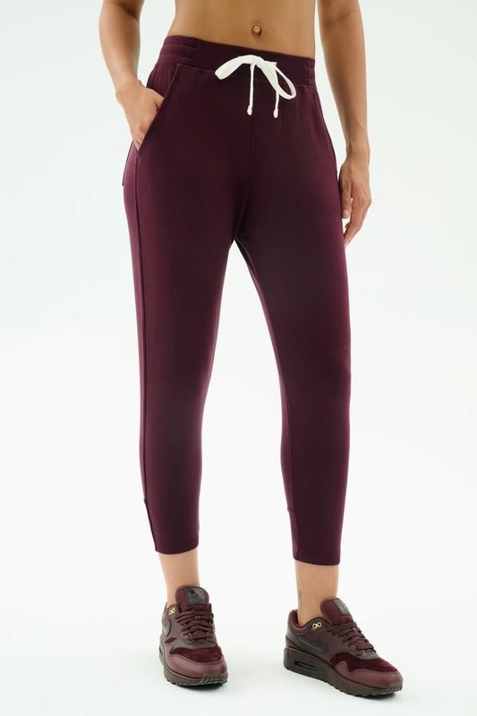 SPLITS59- REENA FLEECE 7/8 SWEATPANTS DARK CHERRY