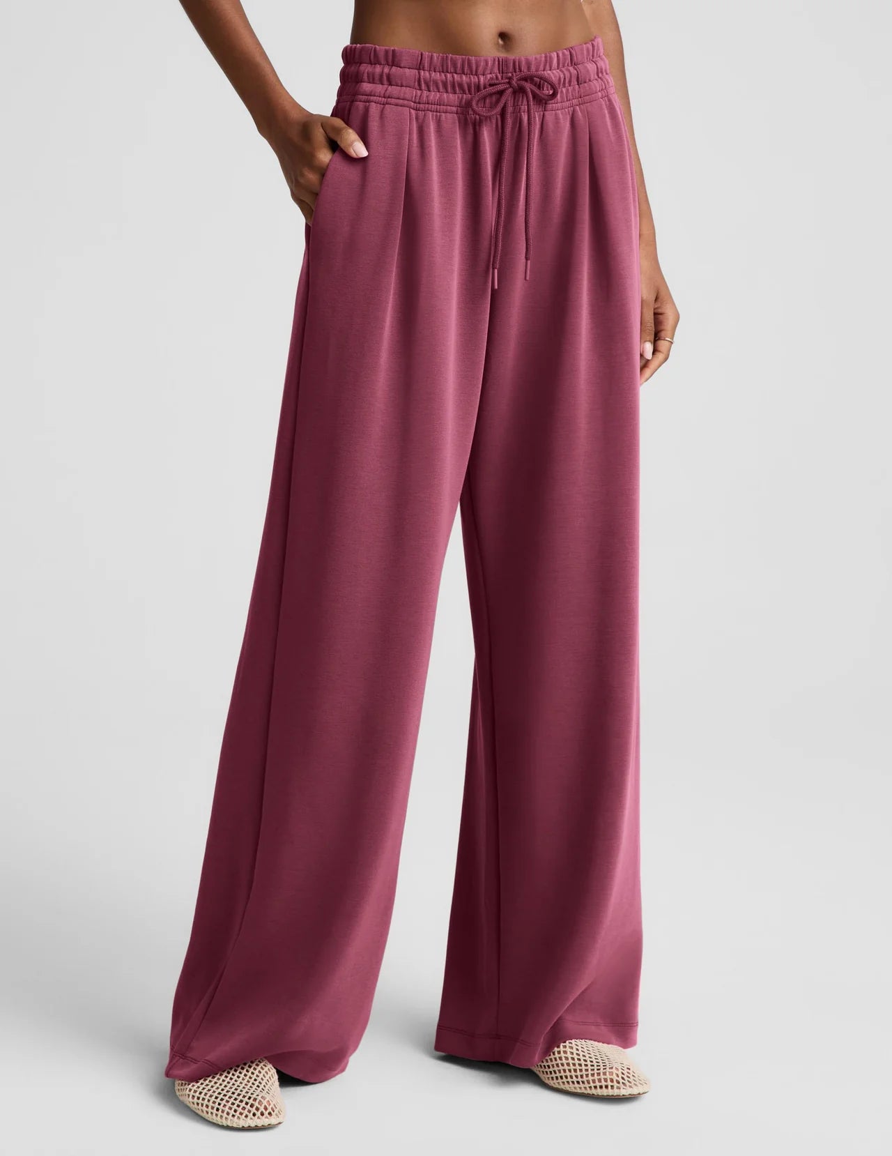 BEYOND YOGA- LUXE SANDWASH DOUBLE KNIT WIDE LEG PANT MUTED MAUVE