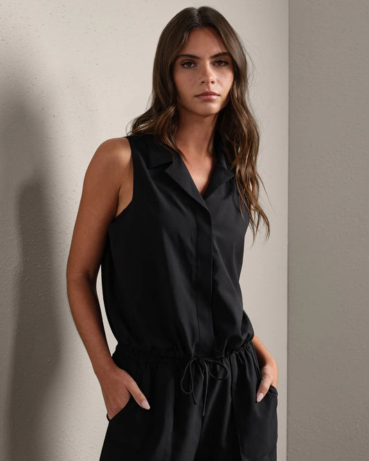 RHONE- MIRAGE SLEEVELESS NOTCH COLLAR BLOUSE