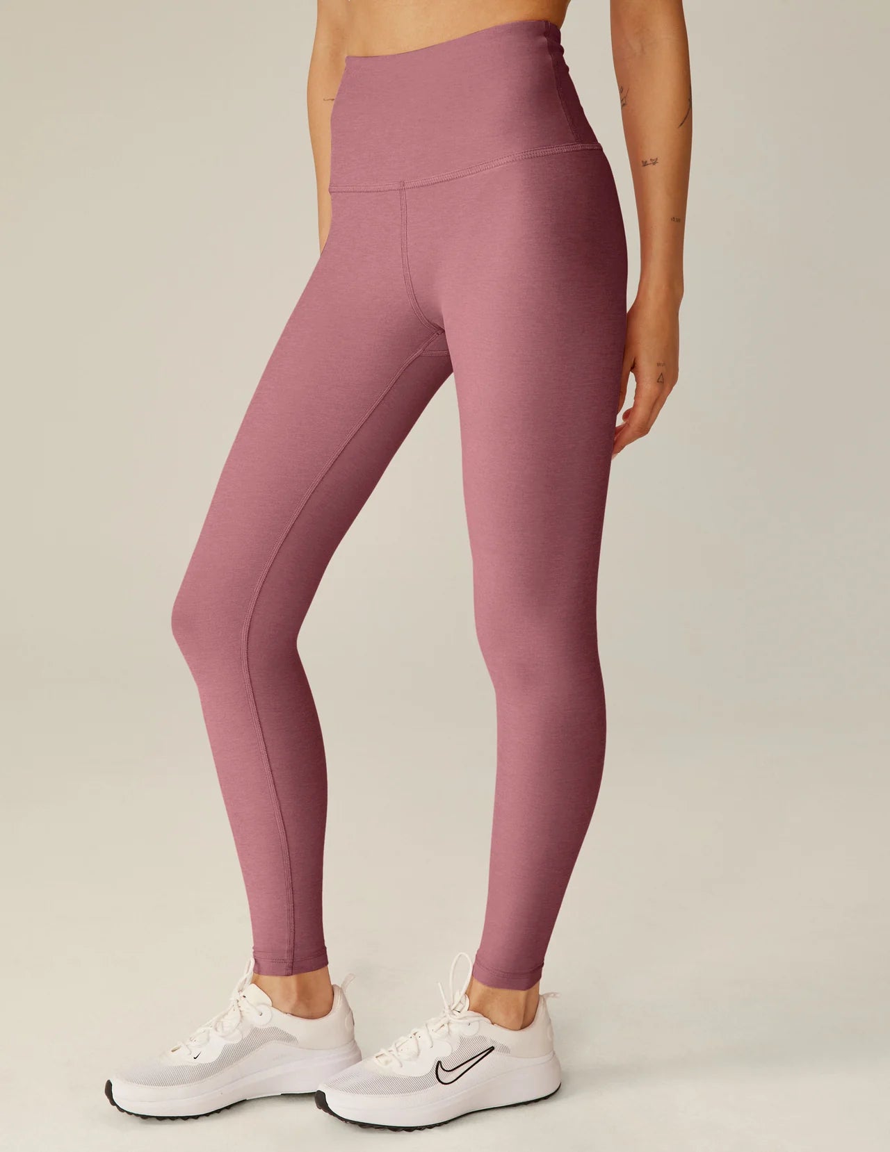 BEYOND YOGA- CAUGHT IN THE MIDI HW LEGGING
