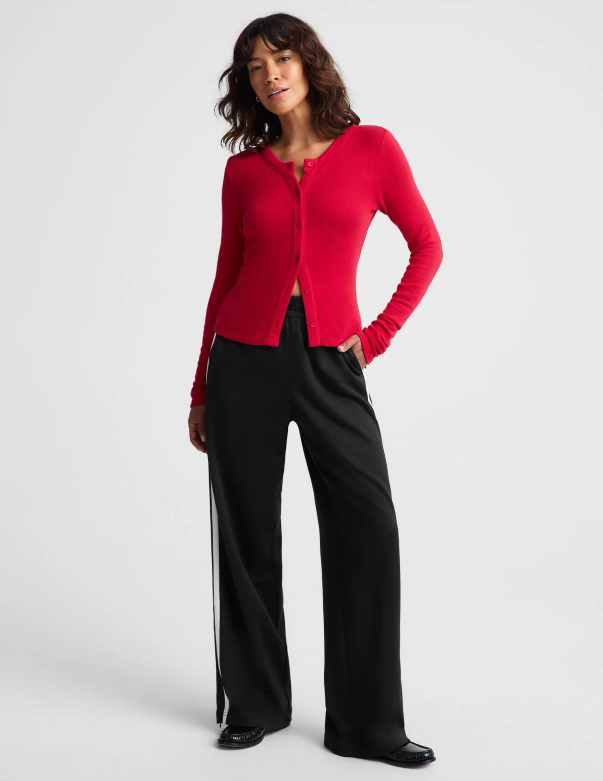 BEYOND YOGA- LUXELAYER FITTED CARDIGAN SCARLET RED