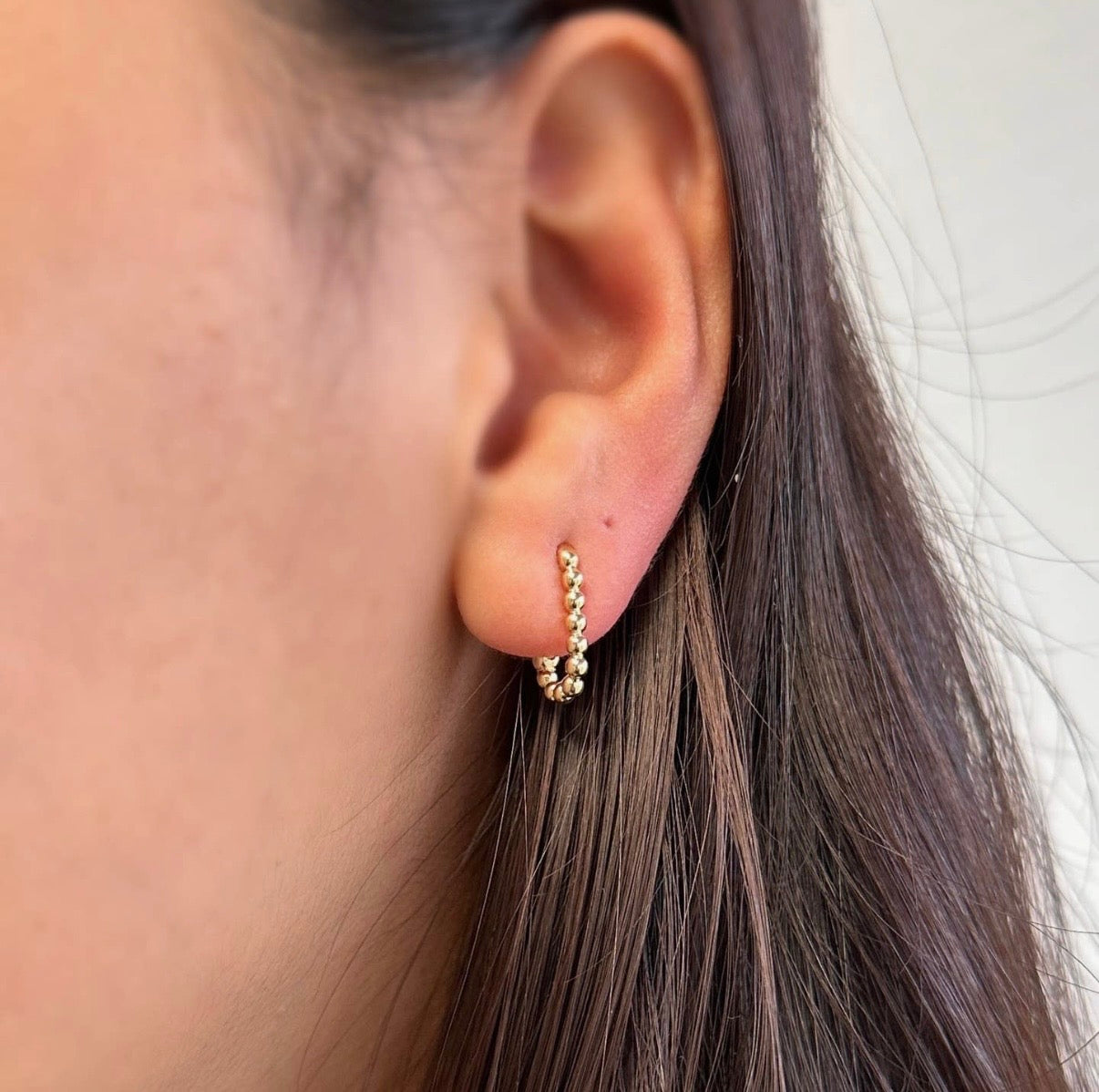 GOLDFI- BEADED RECTANGLE CLICKER EARRINGS
