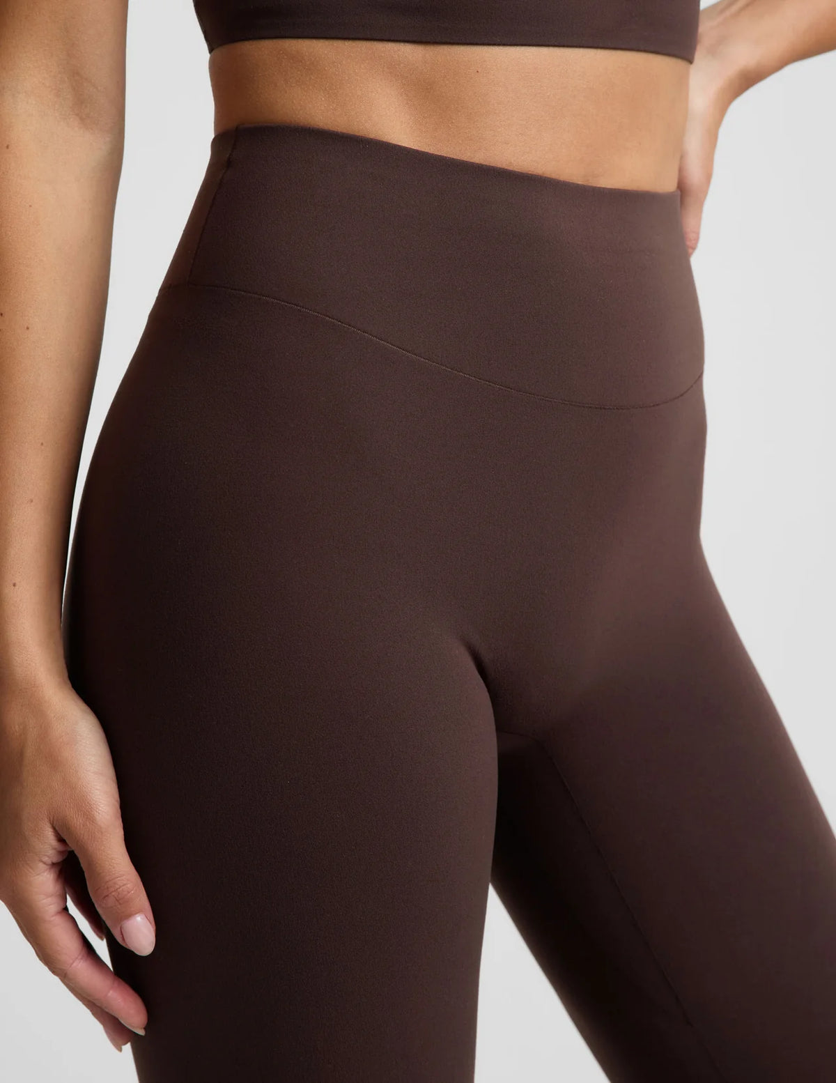 BEYOND YOGA- GLOWZONE HIGHWAISTED MIDI LEGGING COCOA PLUM