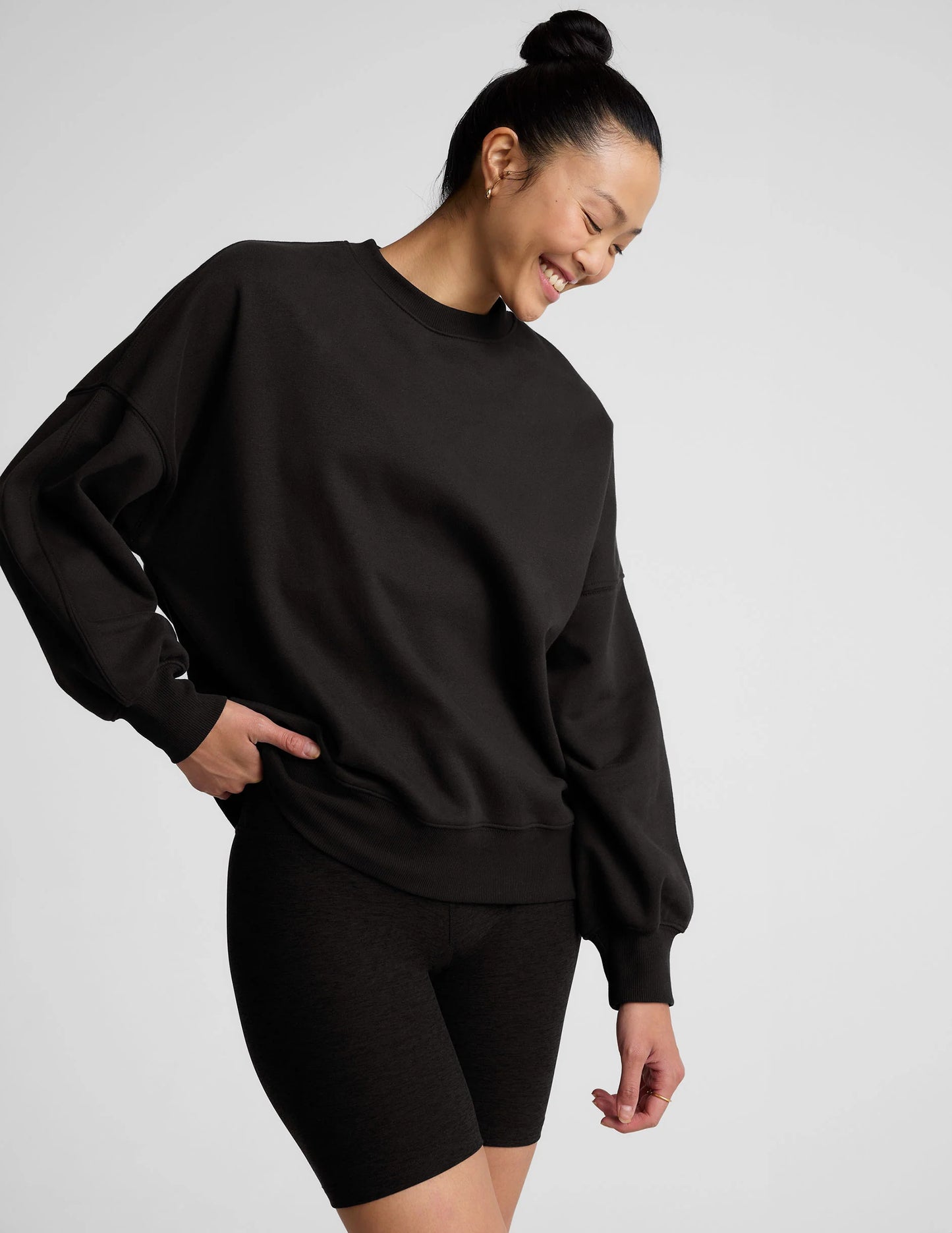 BEYOND YOGA- LUXEFLEECE OVERSIZED SWEATSHIRT