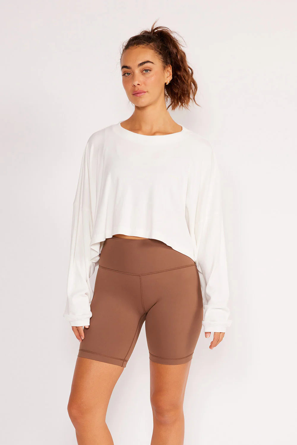 CREAM YOGA- ALEXA OVERSIZED CROP