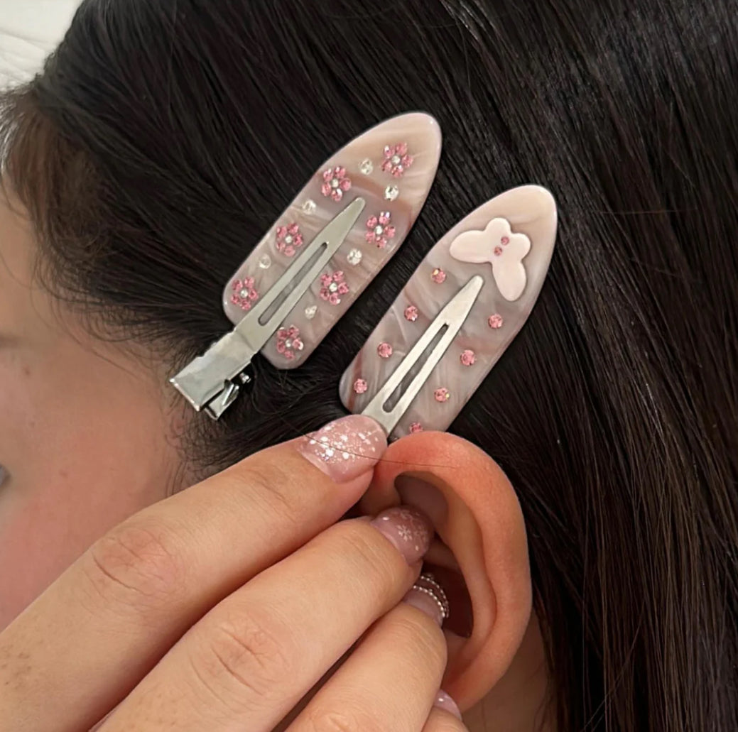 EMI JAY- POPSTAR CLIPS- PINK CHANTILLY WITH PINK BUTTERFLY