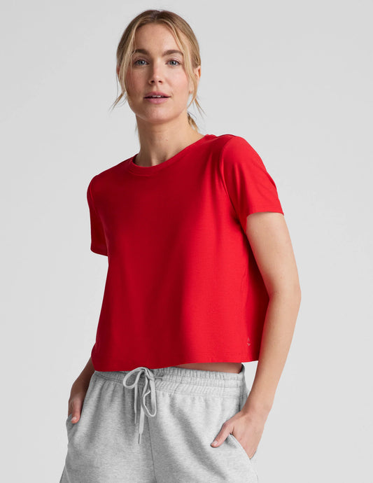 BEYOND YOGA- FEATHERWEIGHT CROPPED TEE- CANDY APPLE