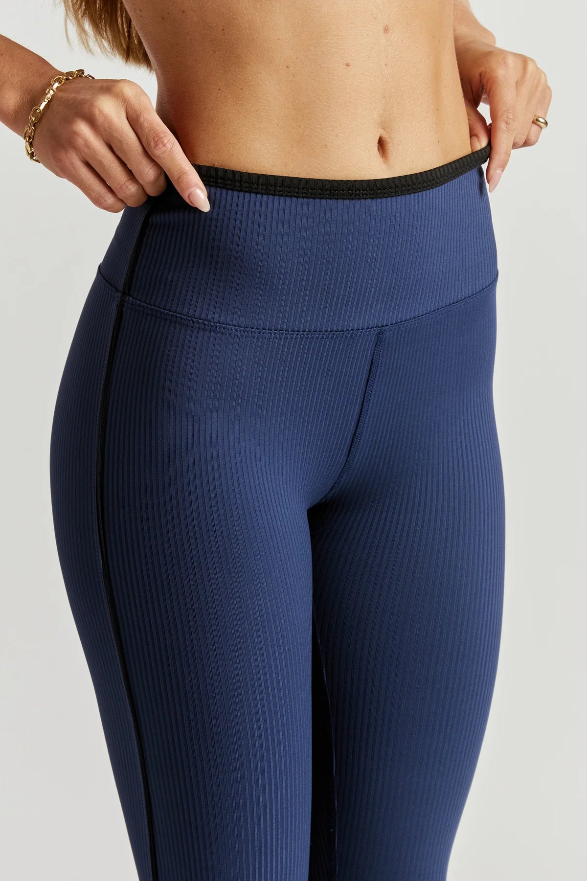 YEAR OF OURS- RIBBED TRACK LEGGING