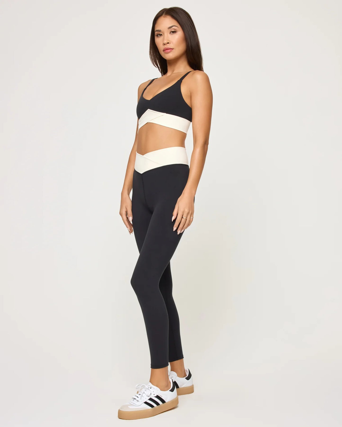 L SPACE- UNMATCHED BRA BLACK