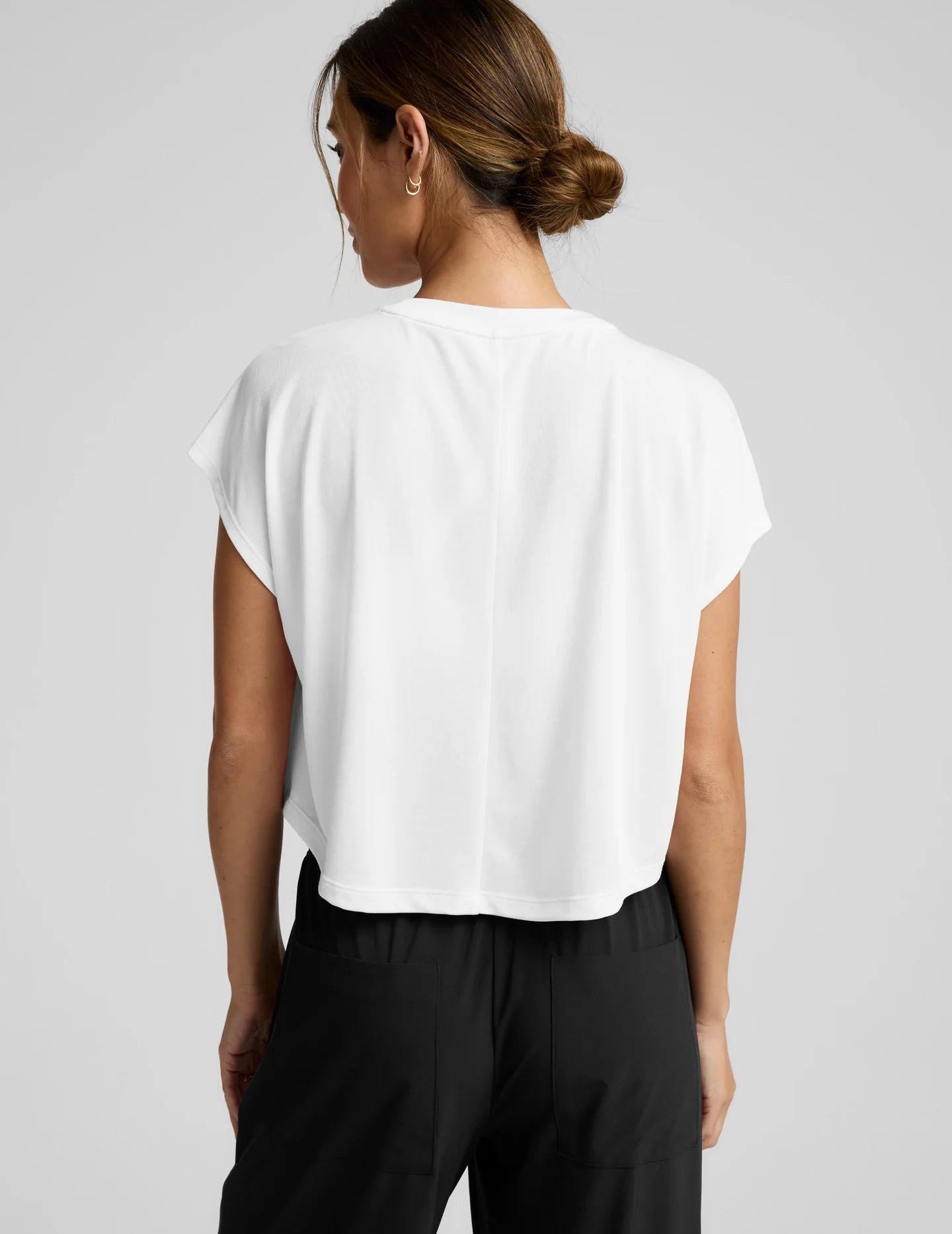 BEYOND YOGA- STUDIO LUXE CROPPED TEE WHITE
